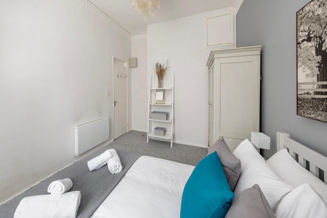 Super City Centre Apartment - Two Bedrooms, Perfect Location Bath Exterior foto